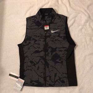 Nike reflective running vest